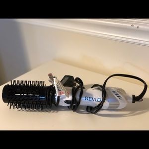 Revlon Spin Brush blow dryer
